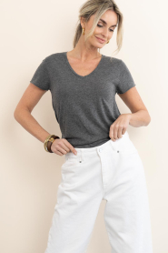American Vintage |  Basic V-neck T-shirt Jacksonville | dark grey | Picture 5