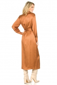 CHPTR S |  Dress with shoulder details Apiritiovo | brown  | Picture 7