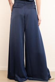 Dante6 |  Satin ultra wide leg trousers Onique | dark blue | Picture 8