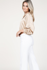 Kocca | Glanzende viscose blouse Geo | beige  | Afbeelding 7
