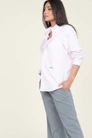 Mercer |  Recycled cotton blouse The Oxford | pink  | Picture 9