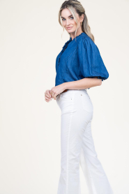 Louizon | Lyocell denim blouse Patricia | blauw  | Afbeelding 7