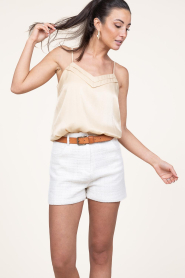 Aaiko |  Top with V-neck Vaxi | beige  | Picture 5