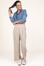 Herskind |  Pleated trousers with slit Rupert | beige  | Picture 3