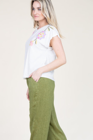 Berenice |  T-shirt with patchwork flowers Eglantine | white  | Picture 5