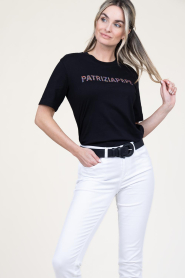 Patrizia Pepe | T-shirt met logo Lucia | zwart  | Afbeelding 4
