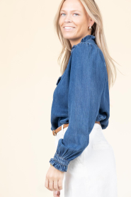 Suncoo | Tencel denim blouse Laura | blauw   | Afbeelding 6