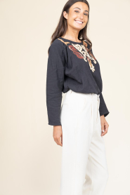 Louizon |  Top with embroidery Debrah | black | Picture 7