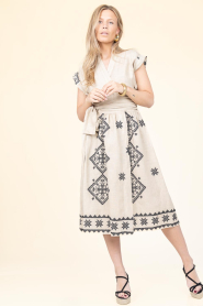Greek Archaic Kori |  Midi dress with bow belt Herma | beige | Picture 5