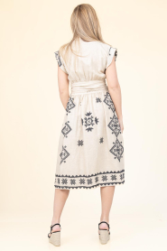 Greek Archaic Kori |  Midi dress with bow belt Herma | beige | Picture 6