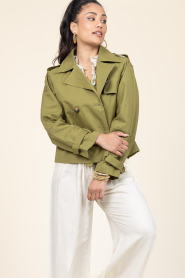 Alter Ego |  Cropped trenchcoat Florine | green | Picture 3