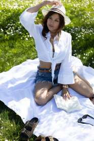 Mr Mood |  Linen tied blouse Mrs Mika | white | Picture 2