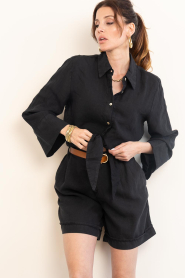 Mr Mood | Linnen geknoopte blouse Mrs Mika | zwart | Afbeelding 5
