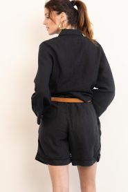 Mr Mood | Linnen geknoopte blouse Mrs Mika | zwart | Afbeelding 8