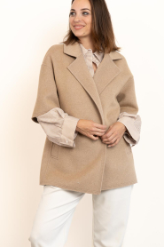 Ibana |  Woolen cape/jacket Coco | camel | Picture 10