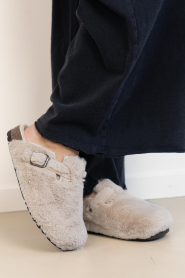 Scholl |  Faux fur clogs Fae | beige | Picture 4