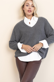 Bad Habits |  Soft merino wool sweater Jimena | grey | Picture 4