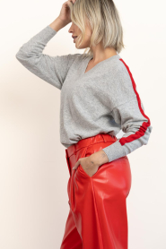 Bad Habits |  Sweater with V-neck Candela | grey | Picture 7