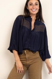 Janice |  Viscose blouse with embroidery Bentley | blue | Picture 7