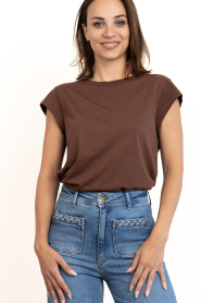 CC Heart |  T-shirt with round neck Classic | brown | Picture 2