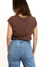 CC Heart |  T-shirt with round neck Classic | brown | Picture 5