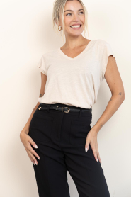 CC Heart |  T-shirt with V-neck Vera | natural | Picture 8