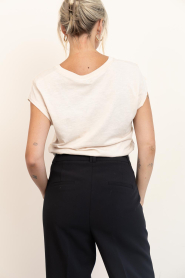 CC Heart |  T-shirt with V-neck Vera | natural | Picture 9