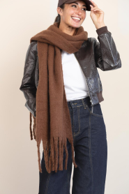 CC Heart |  Soft scarf Maren | brown | Picture 4