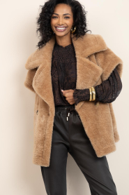 Ibana :  Faux fur double breasted waistcoat Jaxey | camel - img5