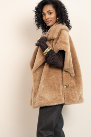 Ibana :  Faux fur double breasted waistcoat Jaxey | camel - img7