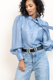 Aaiko |  Shiny blouse with bow Veronne | blue | Picture 4