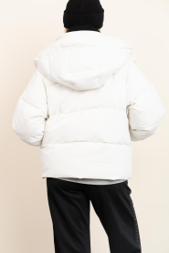 Copenhagen Muse |  Down jacket with hood Cicco | Natural  | Picture 7