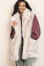 Copenhagen Muse |  Faux fur oversized waistcoat Plushy | beige | Picture 5
