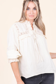 Lollys Laundry |  Top with embroidery details Gemma | natural | Picture 5