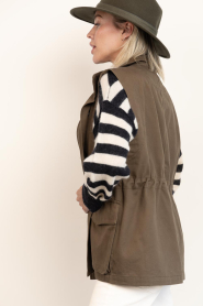 Lollys Laundry |  Canvas waistcoat Ami | dark green | Picture 6