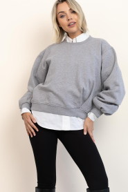 Club L'avenir |  Sweater with balloon sleeves Sayeh | Grijs | Picture 2