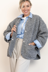 Club L'avenir |  Teddy jacket Athena | grey | Picture 5