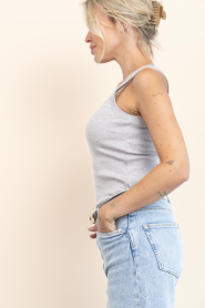 Club L'avenir |  Basic top Java | grey | Picture 7