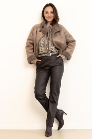 STUDIO AR |  Reversible teddy cape jacket Mallow | taupe | Picture 3