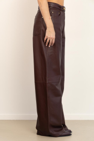 STUDIO AR |  Non stretch leather pants Kaia | burgundy | Picture 5