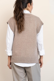 Co'Couture |  Spencer with V-neck Maja | beige | Picture 8