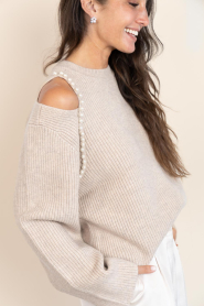 Co'Couture |  Soft sweater with pearls Row | beige | Picture 9