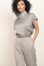 Drykorn |  Satin top Alaria | taupe | Picture 4