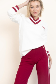 House of Gravity |  Sweater with V-neck Ruby | white  | Picture 4