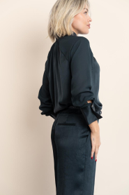 Dante6 |  Silk top Estela | dark green | Picture 6