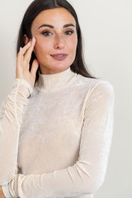 Dante6 |  Sheer velvet top Oyla | natural  | Picture 10