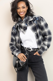 Dante6 |  Checkered scarf with studs Brona | grey | Picture 2