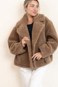 Alter Ego |  Teddy jacket Judy | camel | Picture 4