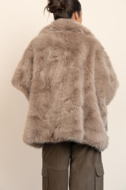 Alter Ego |  Faux fur coat/poncho Elin | taupe | Picture 10