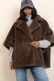 Alter Ego |  Faux mink poncho Elin | brown | Picture 7